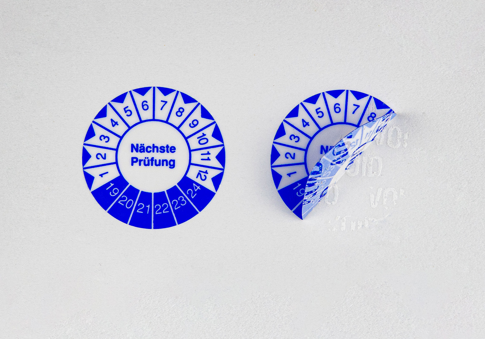 Prüfplakette, Inspector, tested on, VOID-Sicherheitsetikett, silber-matt