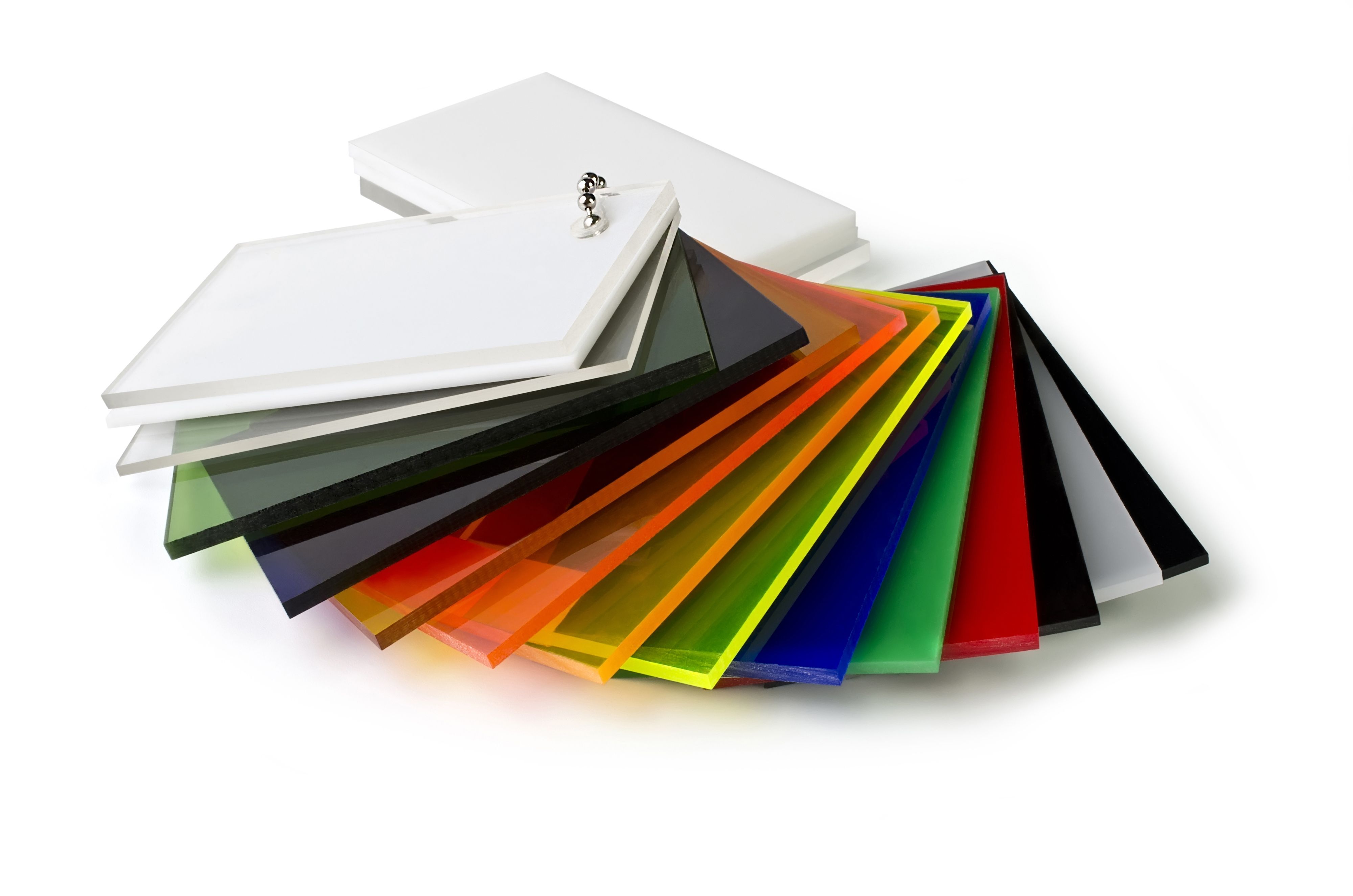 Verschiedene Varianten und Farbtöne von Acrylglas und Plexiglas